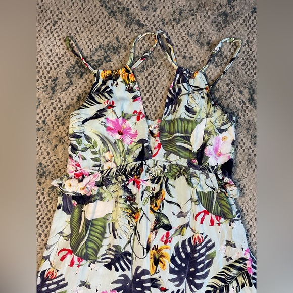 Parc & Lex Floral Romper Size M - Picture 3 of 11